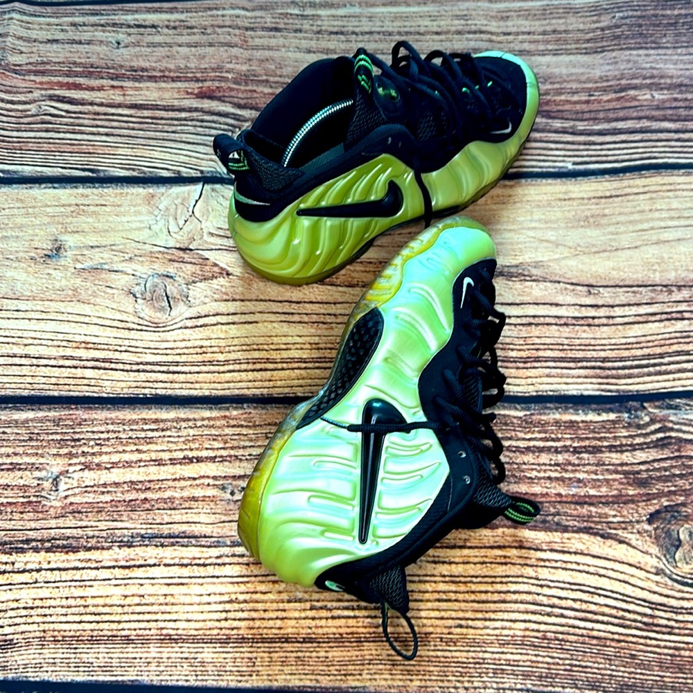 ‘2010 Nike Air Foamposite Pro “Electric Green”